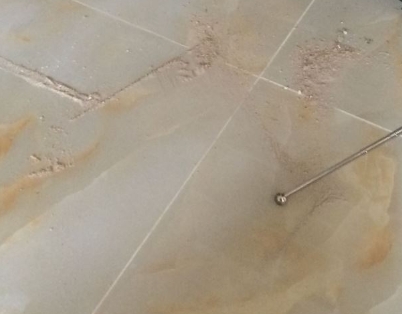 沙洋瓷砖空鼓维修公司分享粘合剂选择不当在瓷砖铺贴过程中可能导致以下问题